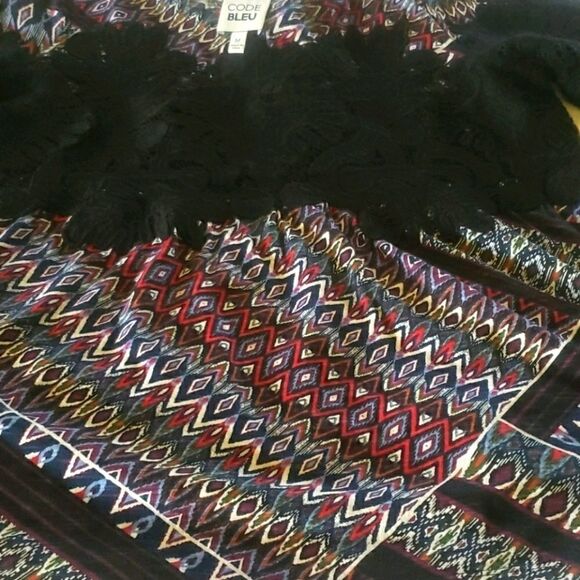 4@30.00 or 20.00 Ladies Blouse by CODE BLUE - Picture 8 of 11